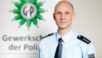 Portraitfoto von Andreas Roßkopf, Vorsitzender des GdP-Bezirks Bundespolizei | Zoll | © Foto: GdP-Bezirk Bundespolizei | Zoll