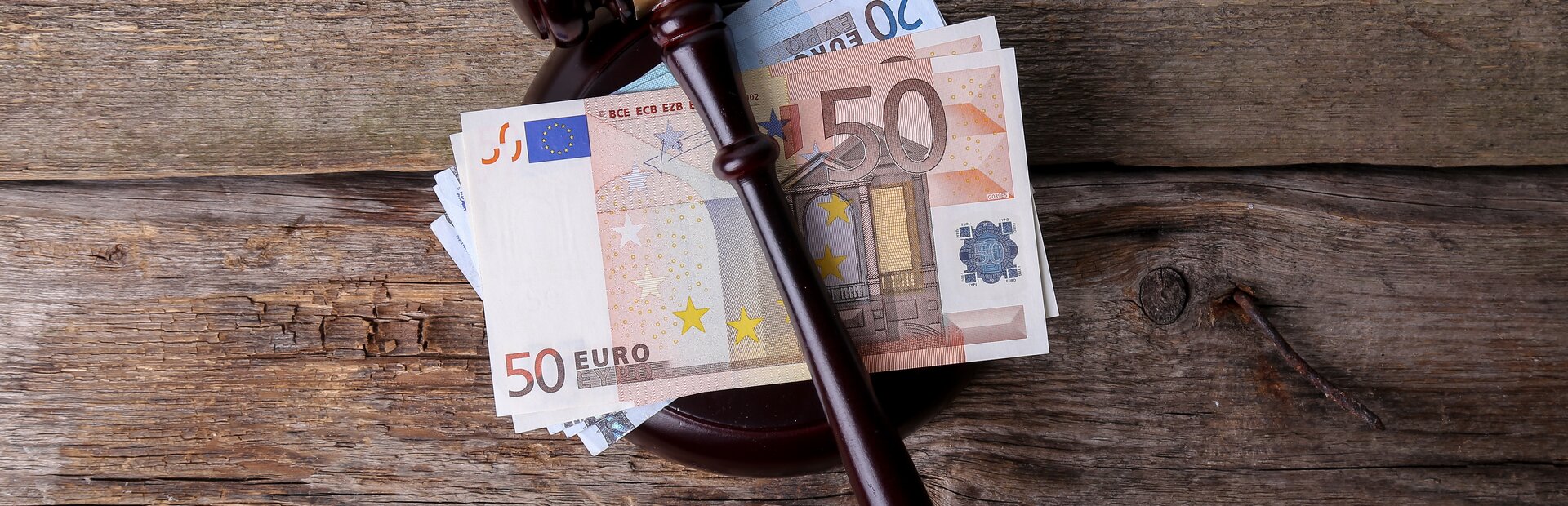 Richter Hammer | © Envato: Microstock_Growth: Richter Hammer