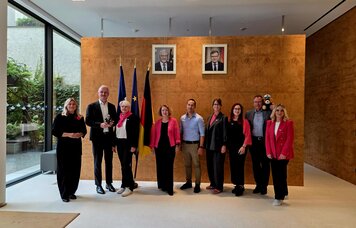 Frauengruppe der Gewerkschaft der Polizei Sachsen besucht Deutsche Botschaft in Paris | © Foto: GdP Sachsen