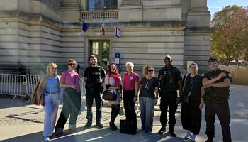 Frauengruppe der GdP Sachsen mit Polizisten in Paris Frankreich  | © Foto: GdP Sachsen