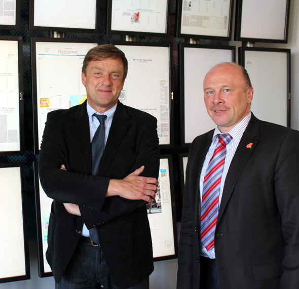 HAZ-Chefredakteur Matthias Koch (links) und GdP-Landesvorsitzender Dietmar Schilff (Foto: CH)