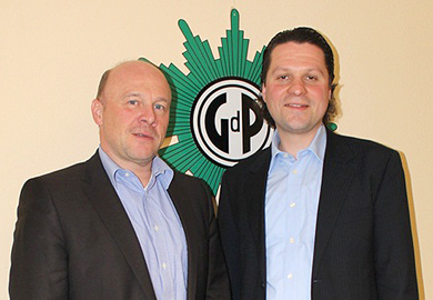 GdP-Landesvorsitzender Dietmar Schilff mit SPD-Bundesvorstandsmitglied Alptekin Kirci (Foto: Christian Hoffmann)