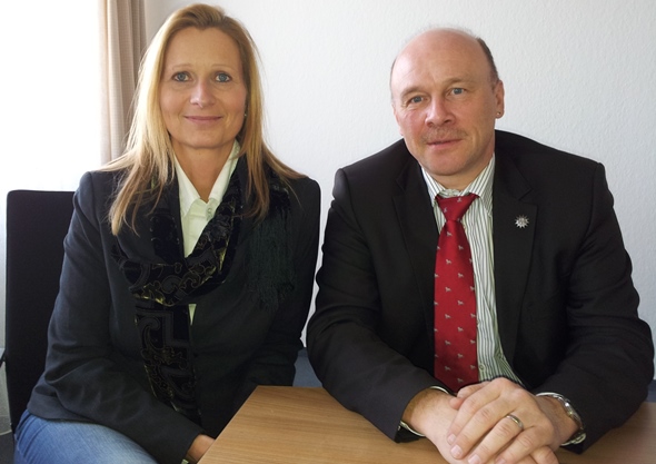 Präsidentin des Nds. Verfassungsschutzes, Frau Maren Brandenburger, und der GdP-Landesvorsitzende, Dietmar Schilff